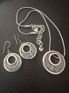 Brighton Hyde Park Pendant Silver Earrings French Wire Necklace Set